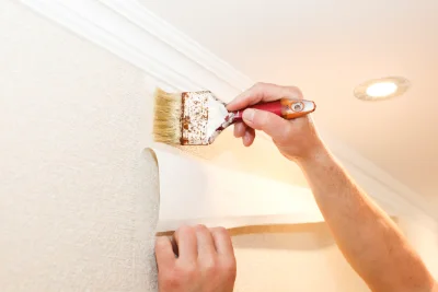 Pose de papier peint à Aouze — revêtements muraux et toiles de verre